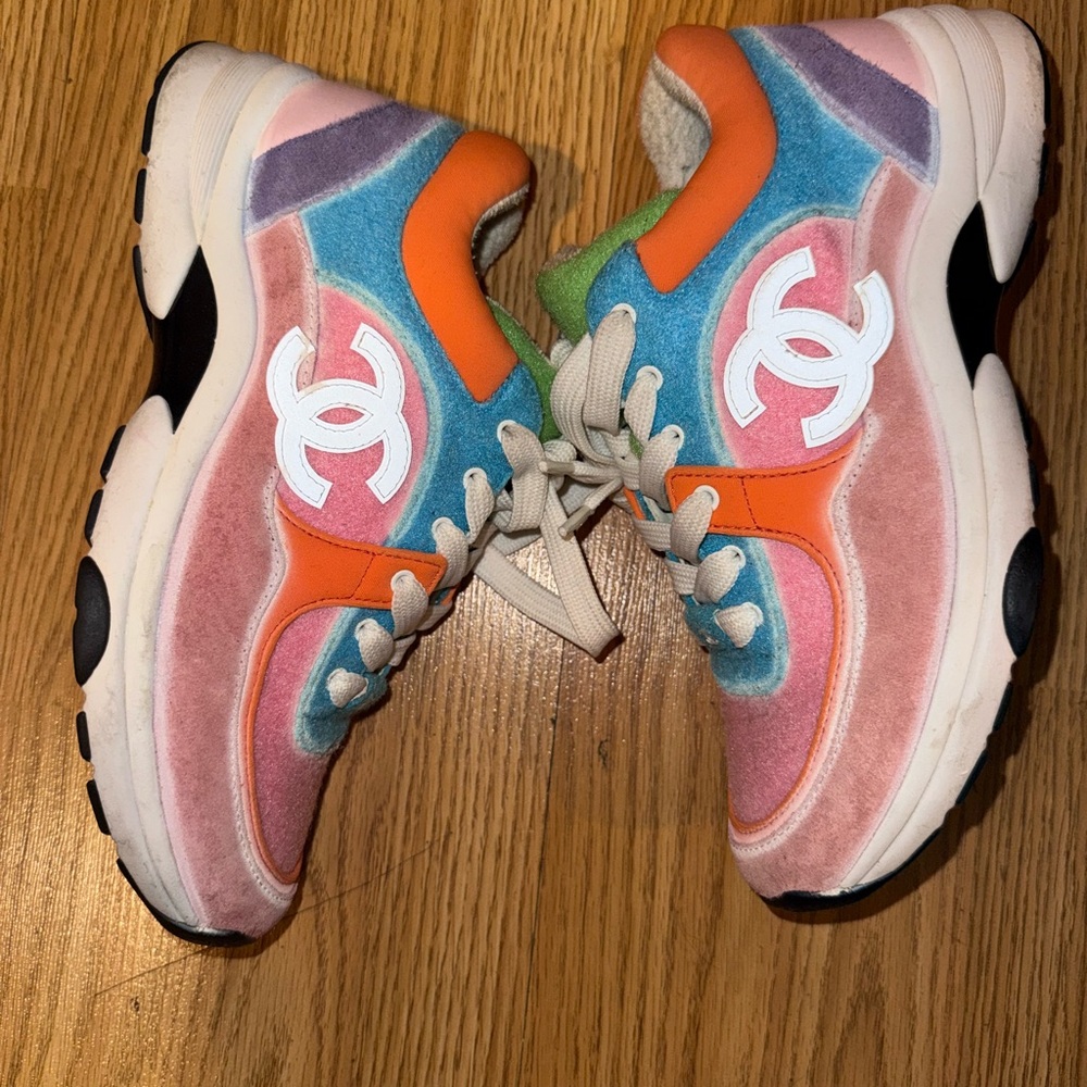 CHANEL Multicolor Athletic Shoes